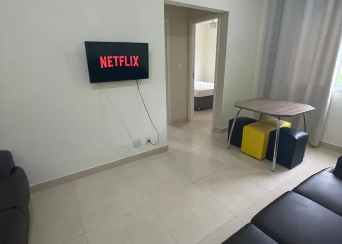 Apartamento Pratico A 850 Metros Da Praia Da Martim De Sa